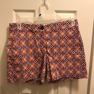 Size 6 Crown & Ivy shorts